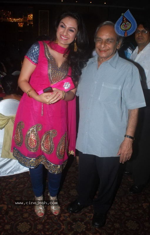 Sudesh Bhosle Birthday Party - 61 / 87 photos