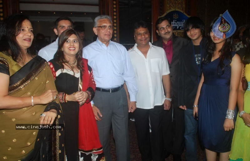 Sudesh Bhosle Birthday Party - 64 / 87 photos