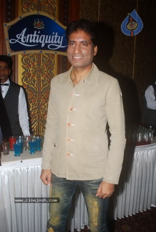 Sudesh Bhosle Birthday Party - 85 / 87 photos