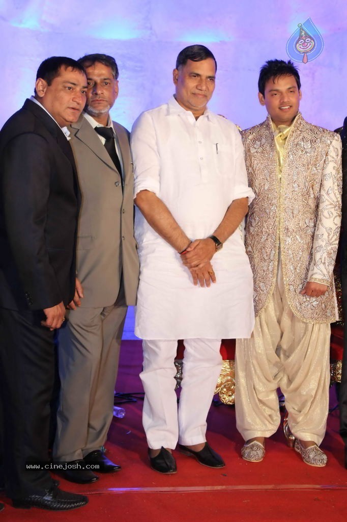 Suhail and Sandhya Wedding Reception - 23 / 53 photos