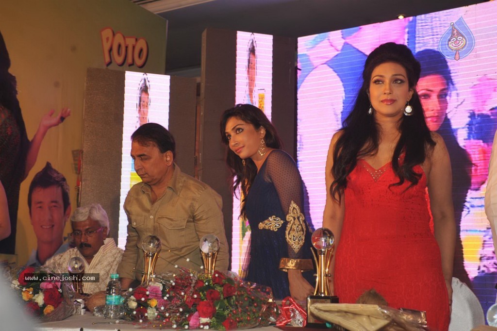 Sunil Gavaskar Launches POTO Potato Flakes - 2 / 85 photos
