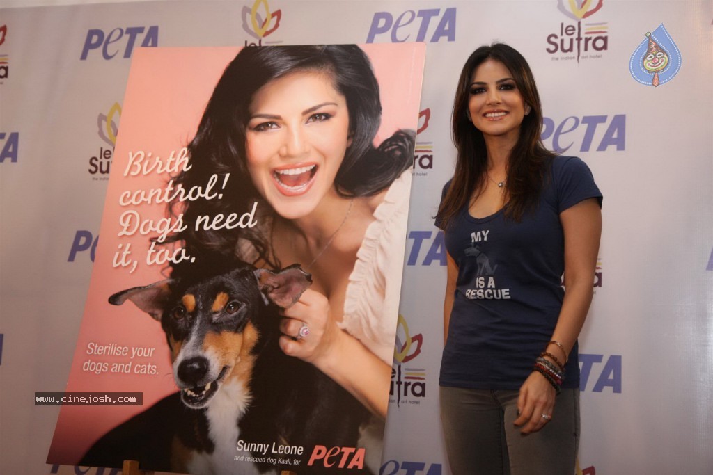 Sunny Leone Unveils PETA ad Campaign - 30 / 59 photos