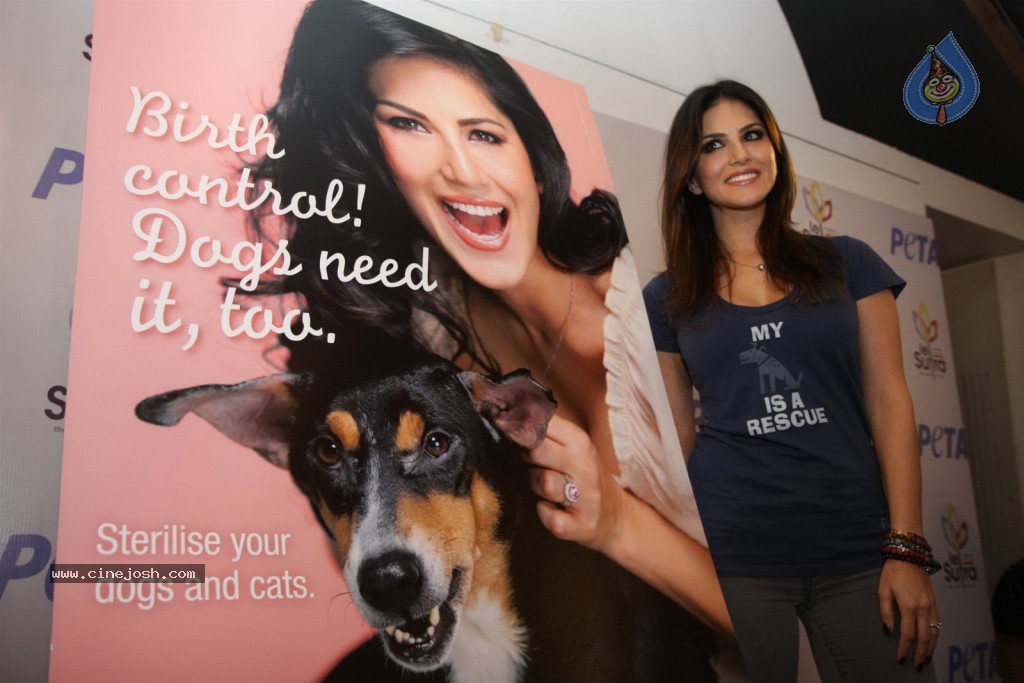 Sunny Leone Unveils PETA ad Campaign - 34 / 59 photos
