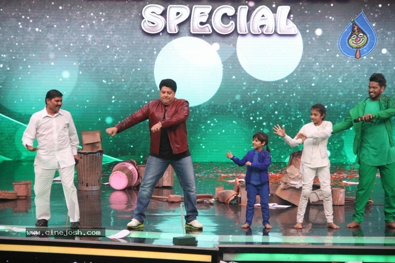 Super Dancer Show On Location Photos - 6 / 9 photos