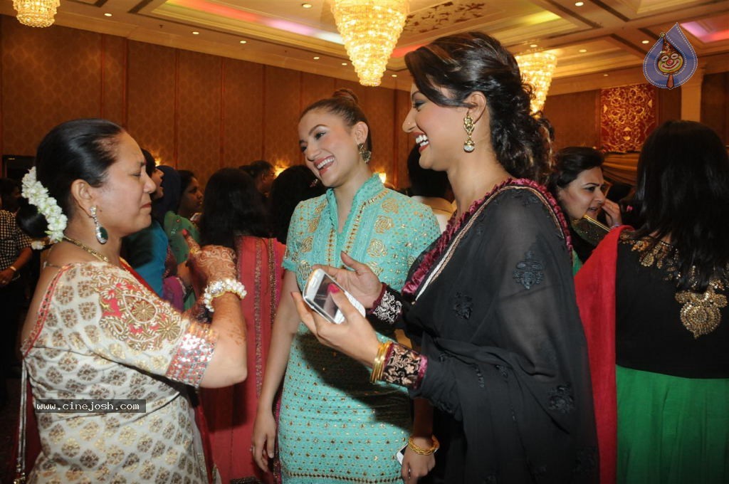 Suraj Godombe Sangeet Ceremony - 17 / 45 photos