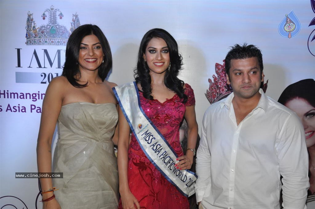 Sushmita Sen at I AM SHE Event - 11 / 41 photos
