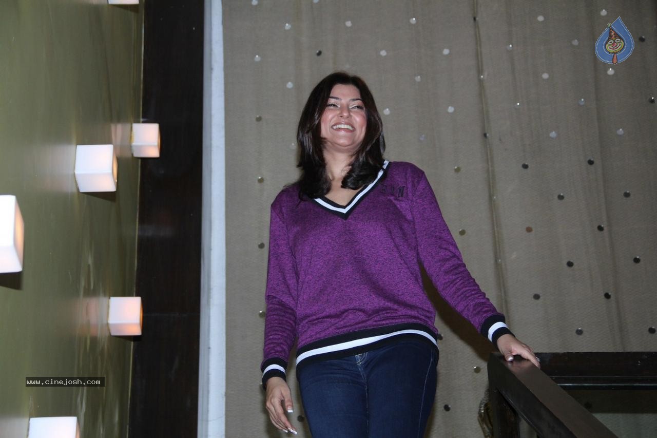 Sushmita Sen at Spa Launch - 5 / 43 photos