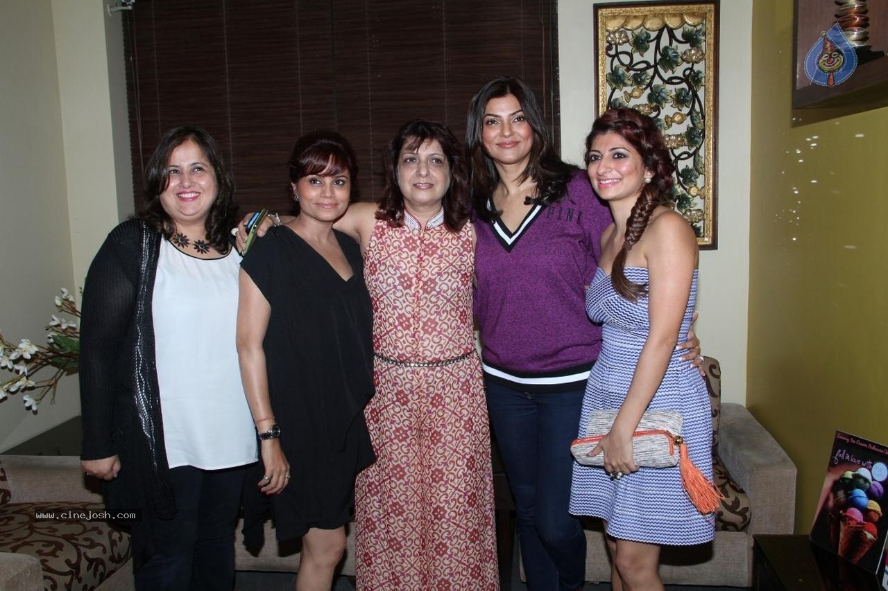 Sushmita Sen at Spa Launch - 15 / 43 photos