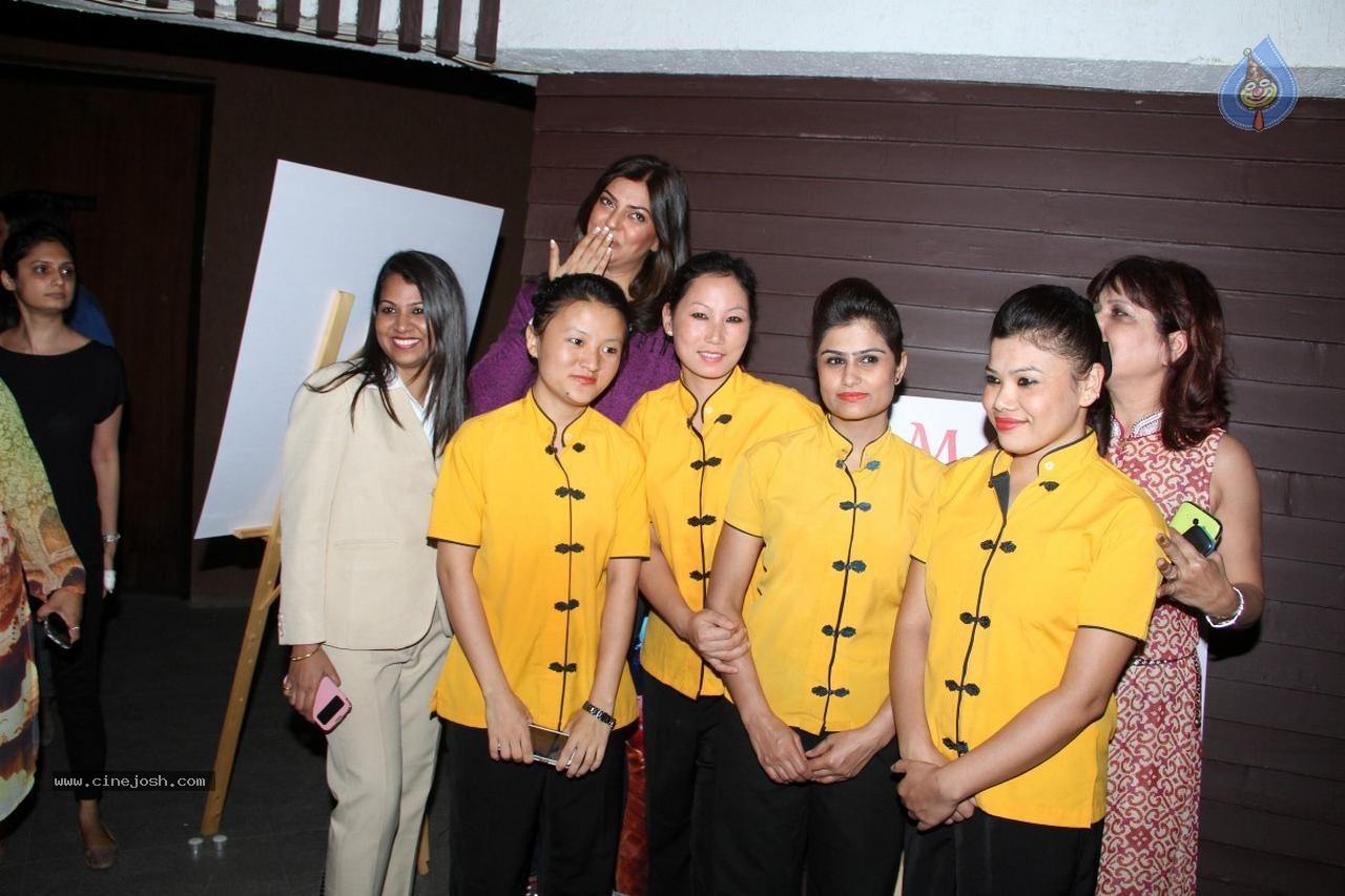 Sushmita Sen at Spa Launch - 33 / 43 photos