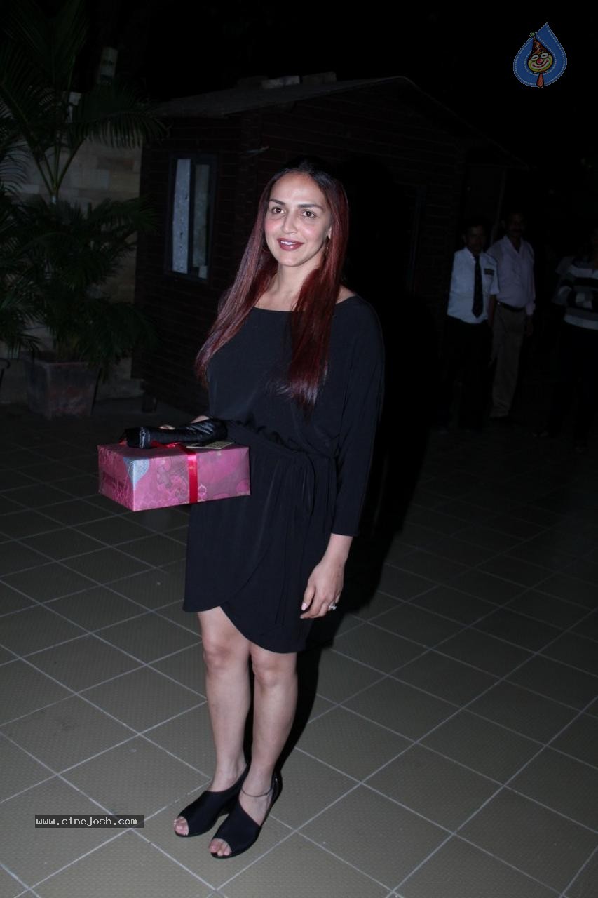 Sushmita Sen at Spa Launch - 36 / 43 photos