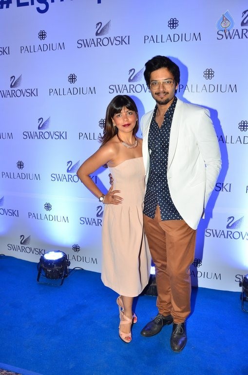 Swarovski Light Up You Light Event - 15 / 16 photos