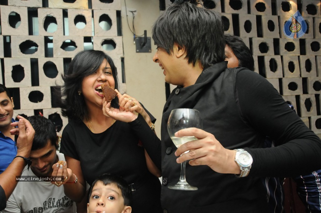 Swati Loomba Birthday Bash - 14 / 48 photos