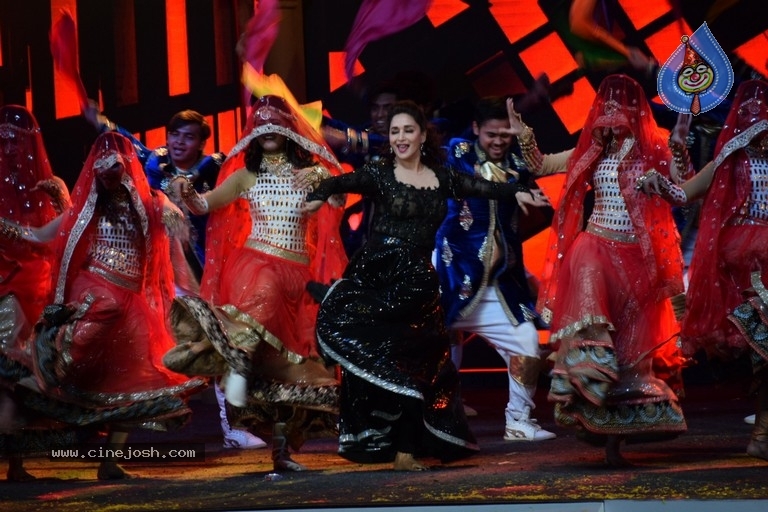 T20 Mumbai Cricket League Opening Ceremony - 38 / 42 photos