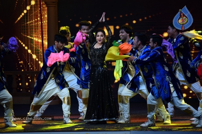 T20 Mumbai Cricket League Opening Ceremony - 40 / 42 photos