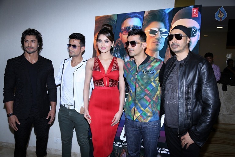 T Series Next Single Gal Ban Gayi Launch - 4 / 21 photos