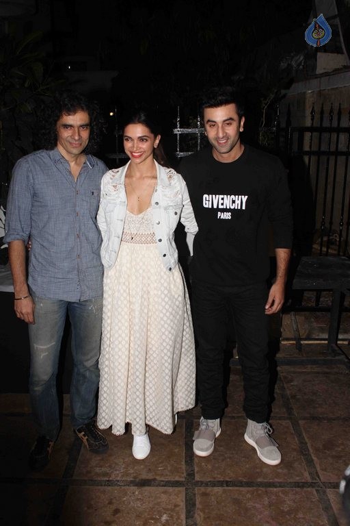 Tamasha Team at Prithvi Theater Festival - 1 / 11 photos