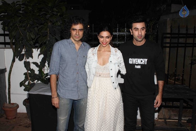 Tamasha Team at Prithvi Theater Festival - 6 / 11 photos