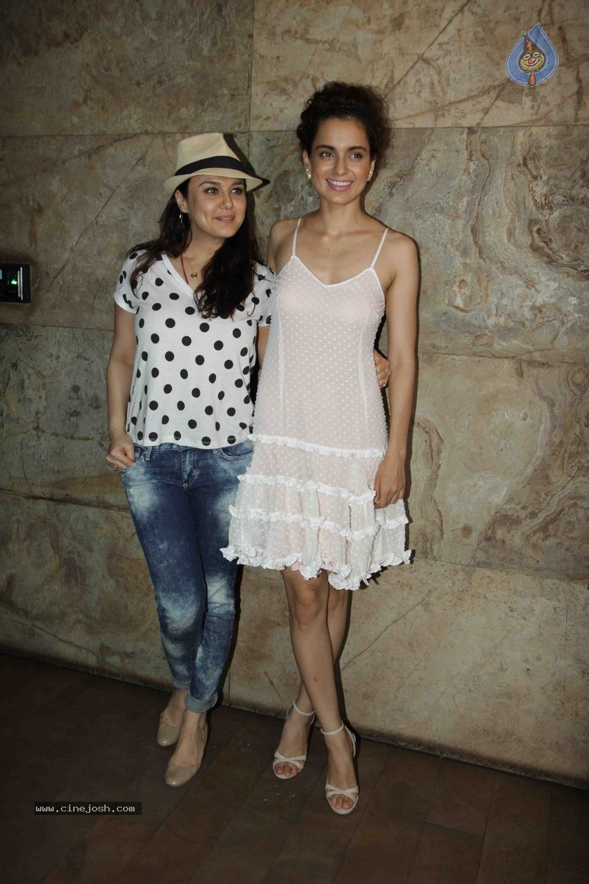 Tanu Weds Manu Returns Special Screening - 11 / 64 photos