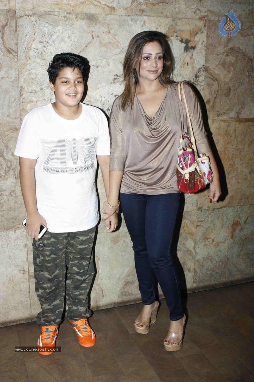 Tanu Weds Manu Returns Special Screening - 25 / 64 photos