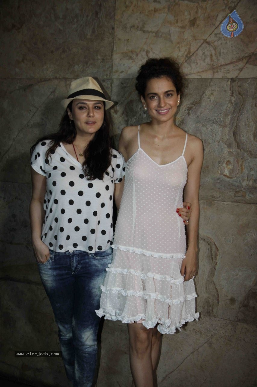 Tanu Weds Manu Returns Special Screening - 27 / 64 photos