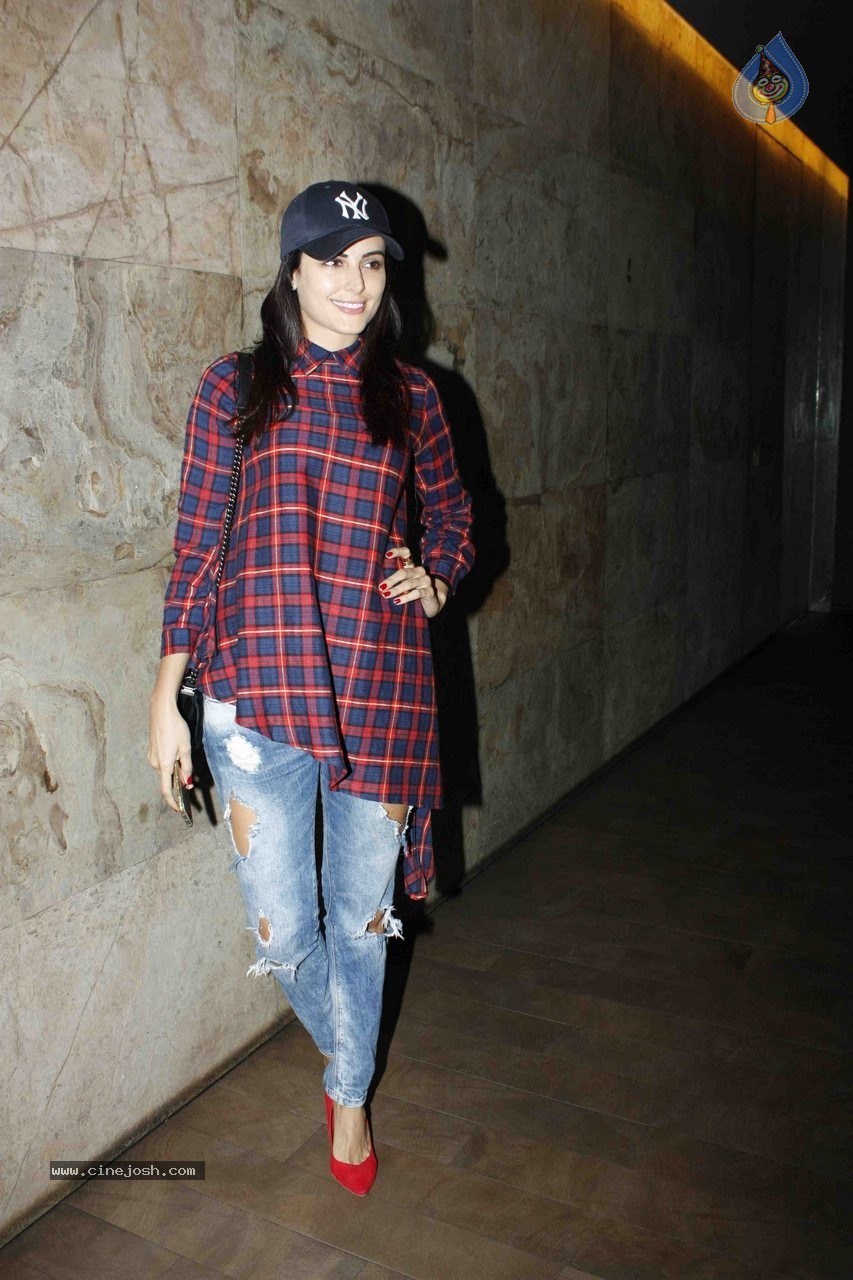 Tanu Weds Manu Returns Special Screening - 32 / 64 photos