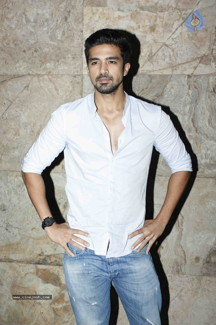 Tanu Weds Manu Returns Special Screening - 48 / 64 photos