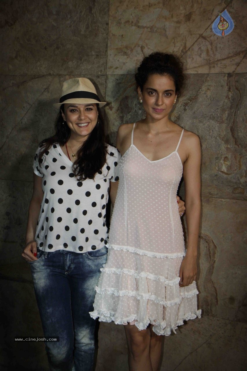Tanu Weds Manu Returns Special Screening - 63 / 64 photos