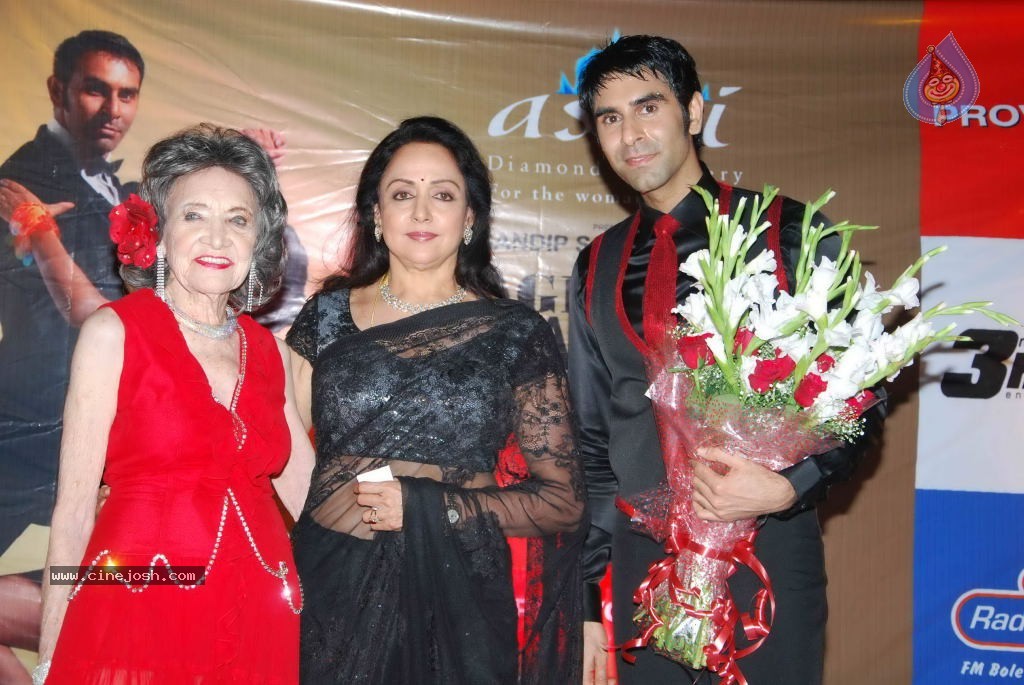Tao Porchon Lynch Felicitation - 31 / 97 photos