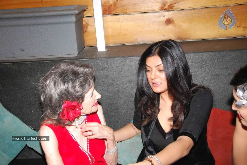 Tao Porchon Lynch Felicitation - 84 / 97 photos