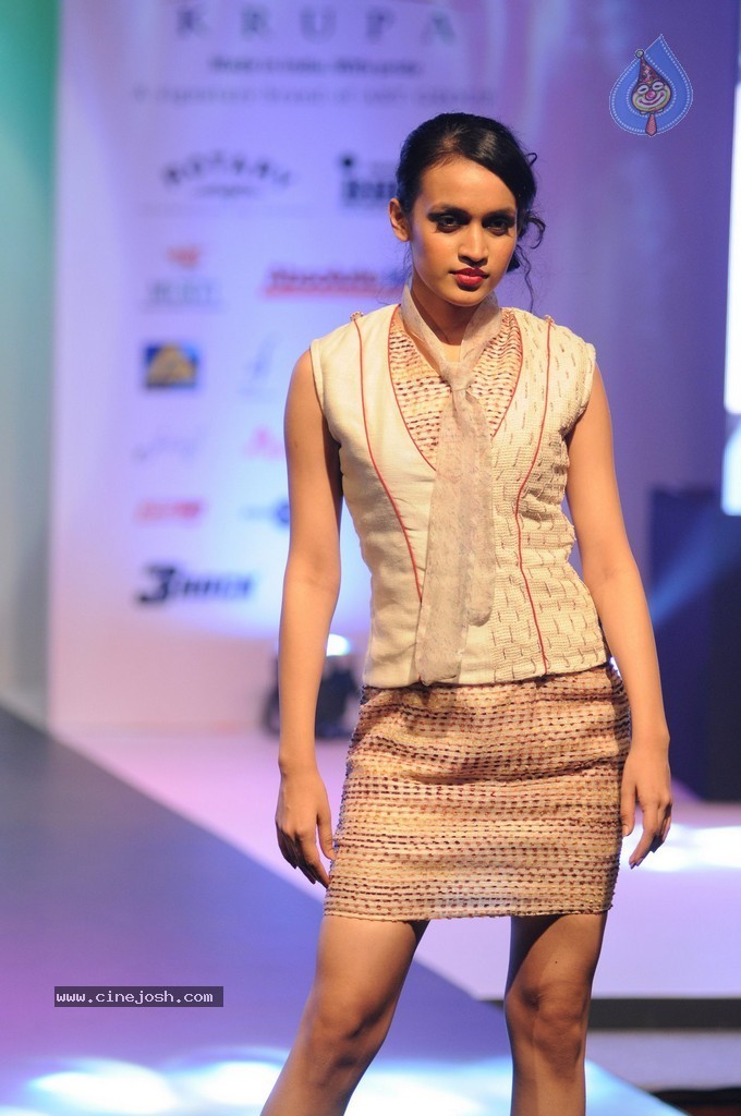 Tassel Fashion n Lifestyle Awards 2014 - 25 / 82 photos