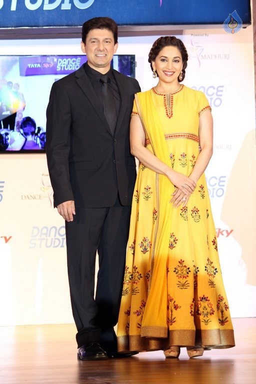 Tata Sky Launches Madhuri Dance Studio - 7 / 42 photos