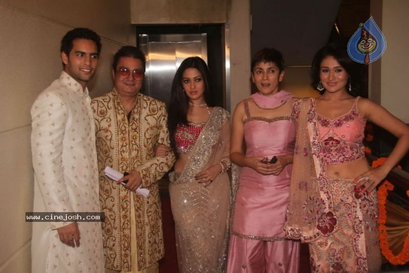 Tere Mere Phere Movie Music Launch - 40 / 48 photos