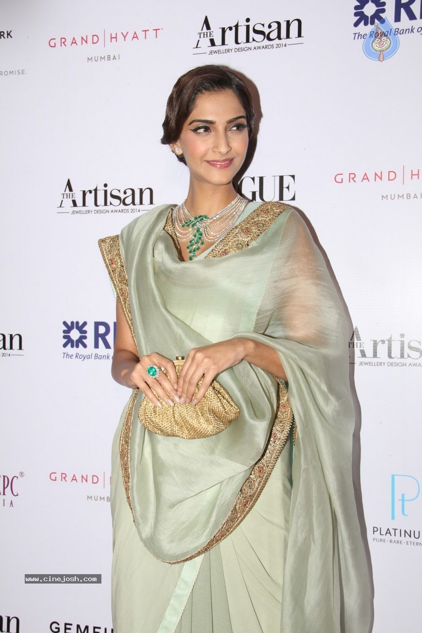 The Artisan Jewellery Design Awards 2014 - 62 / 105 photos