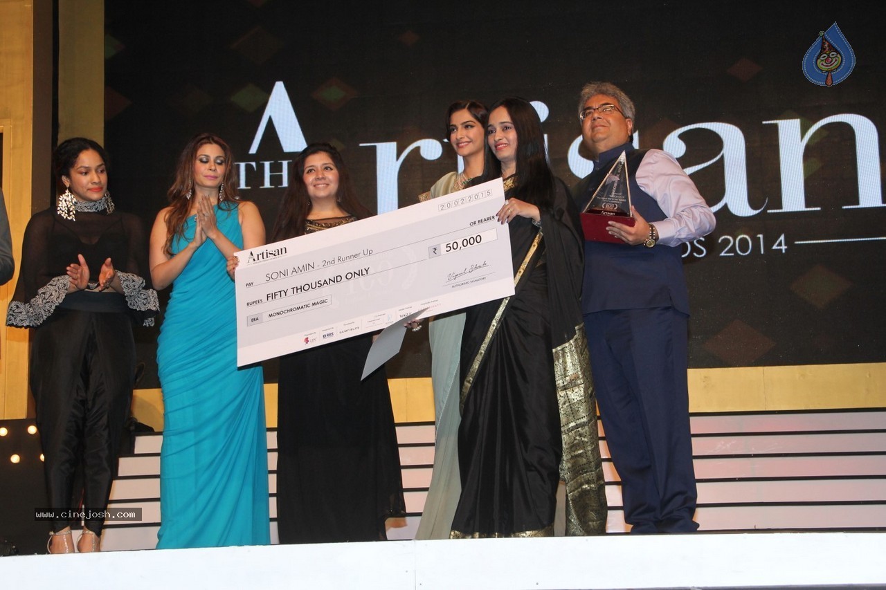 The Artisan Jewellery Design Awards 2014 - 80 / 105 photos