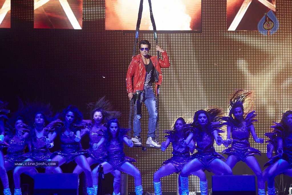 The Biggest Bollywood Extravaganza SLAM Tour Photos - 12 / 33 photos