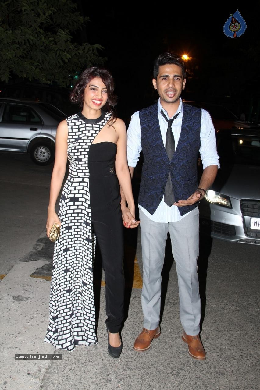 The Journey of 70s at Grazia Young Fashion Awards 2015 - 60 / 118 photos