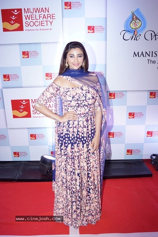 The Mijwan Fashion Show 2018 Photos - 17 / 21 photos