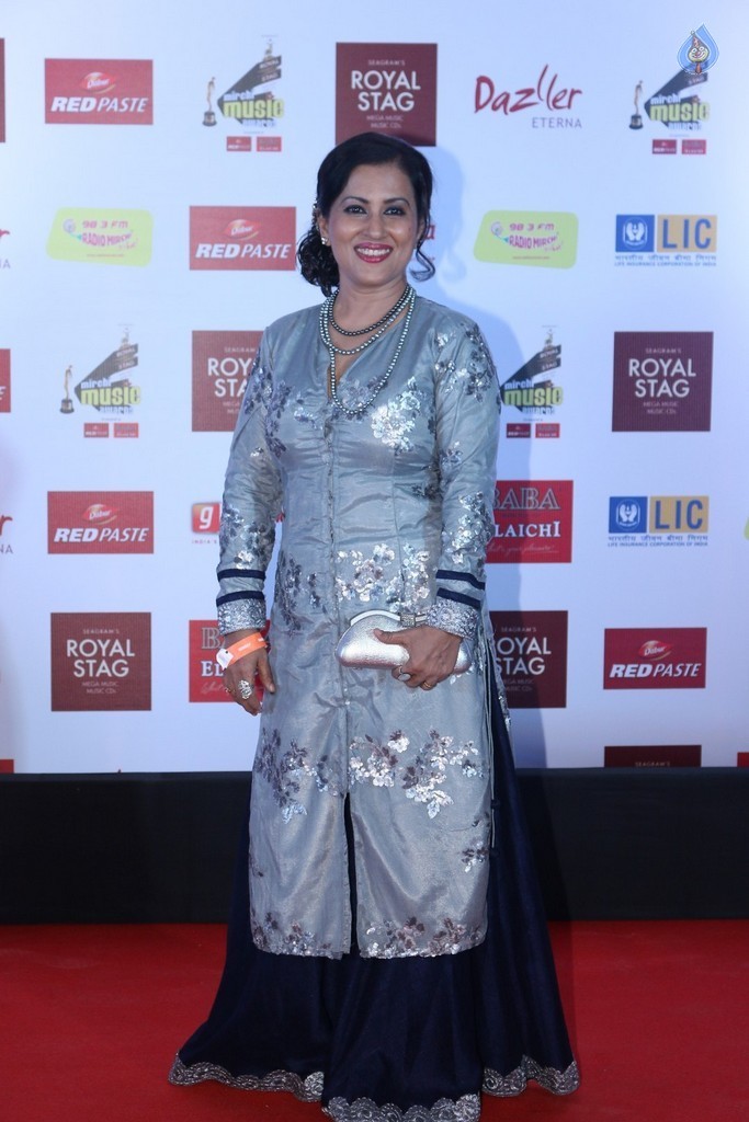 The Red Carpet of 9th Mirchi Music Awards - 39 / 105 photos