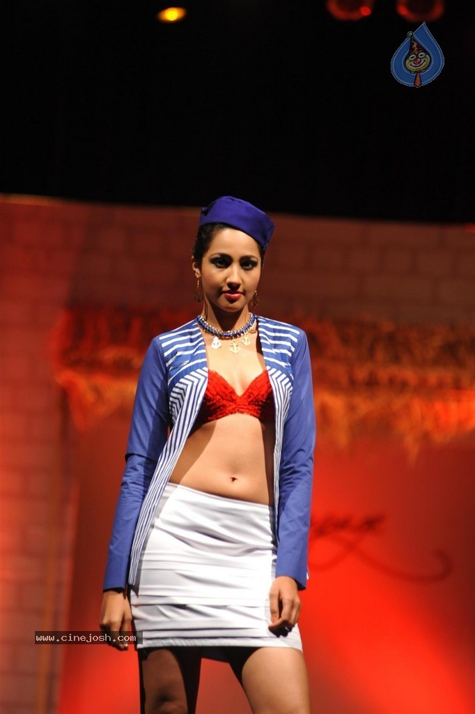 The Resort Rampage Silhouettes 2014 Fashion Show - 37 / 98 photos