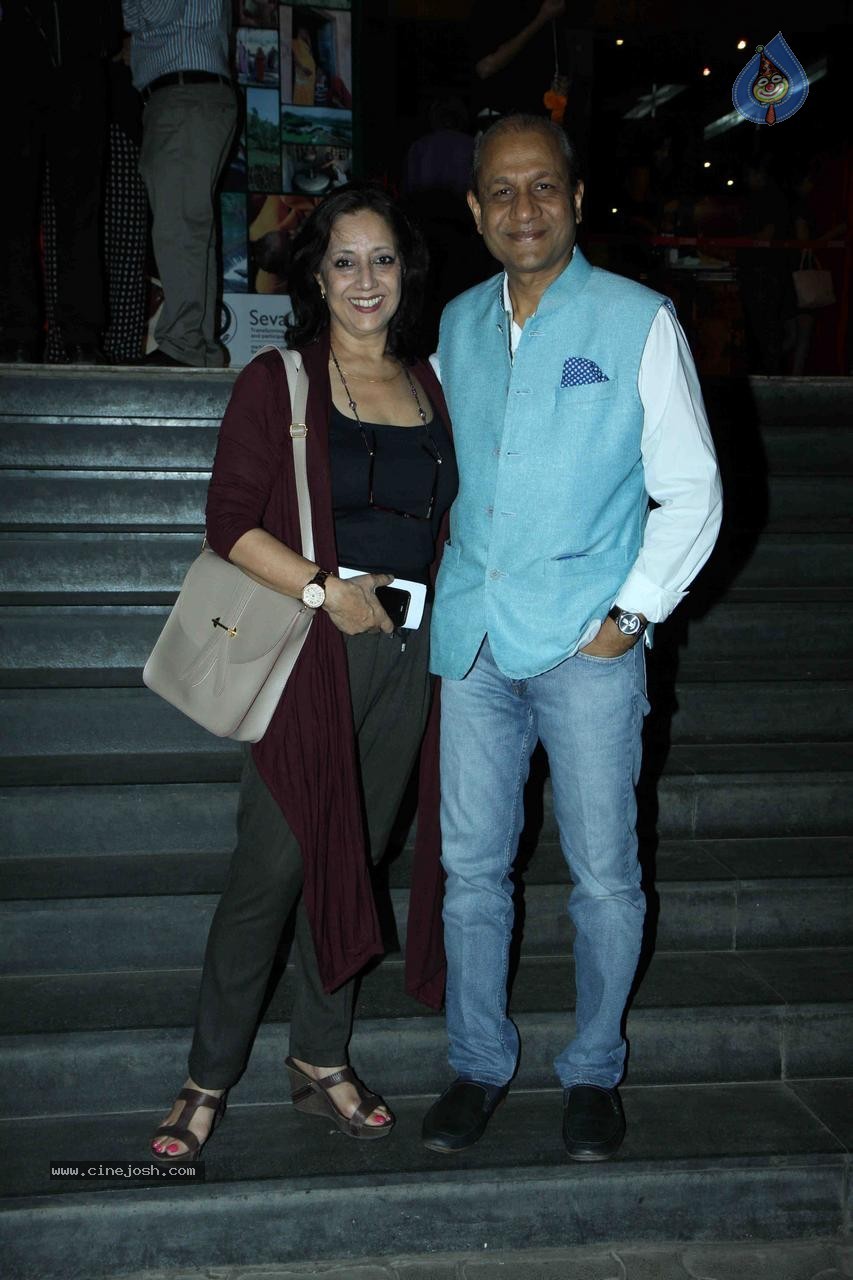 The Second Best Marigold Hotel Screening - 20 / 40 photos