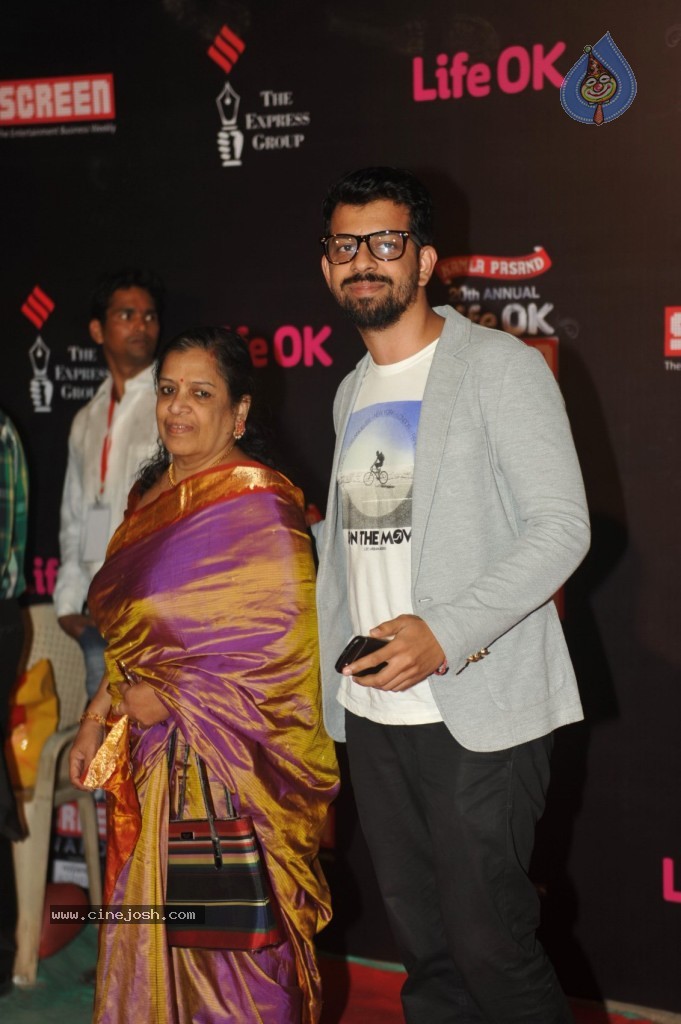 Top Bolly Celebs at 20th Annual Life OK Screen Awards - 67 / 136 photos