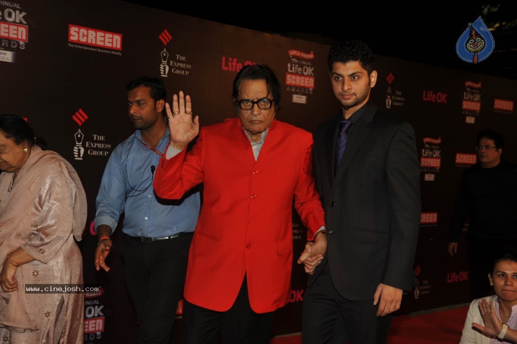 Top Bolly Celebs at 20th Annual Life OK Screen Awards - 99 / 136 photos