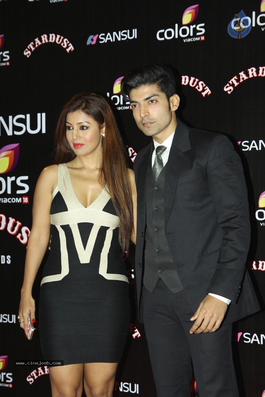 Top Bolly Celebs at Sansui Colors Stardust Awards - 28 / 104 photos