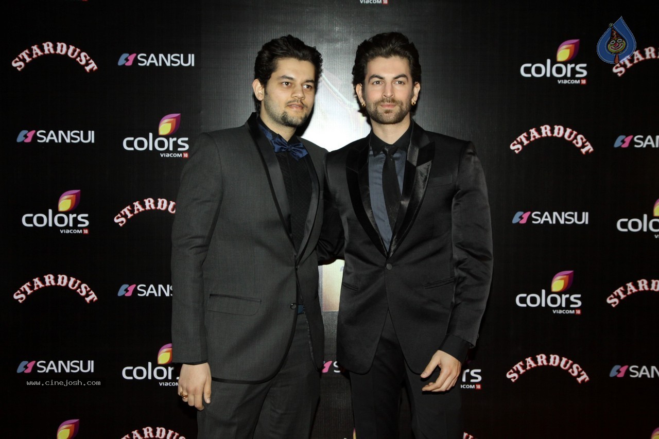 Top Bolly Celebs at Sansui Colors Stardust Awards - 90 / 104 photos