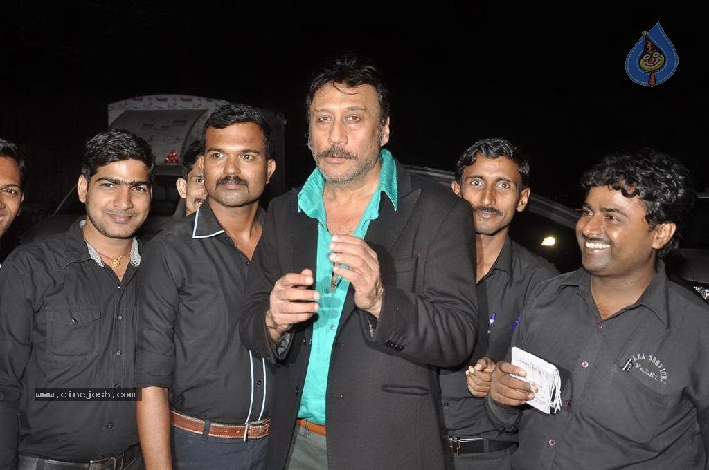 Top Bolly Celebs at Subhash Ghai Party - 32 / 142 photos