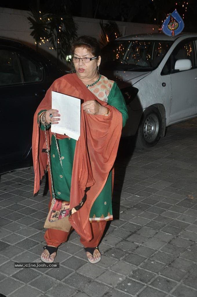 Top Bolly Celebs at Subhash Ghai Party - 48 / 142 photos