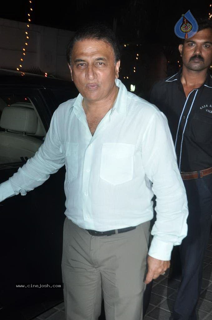 Top Bolly Celebs at Subhash Ghai Party - 109 / 142 photos