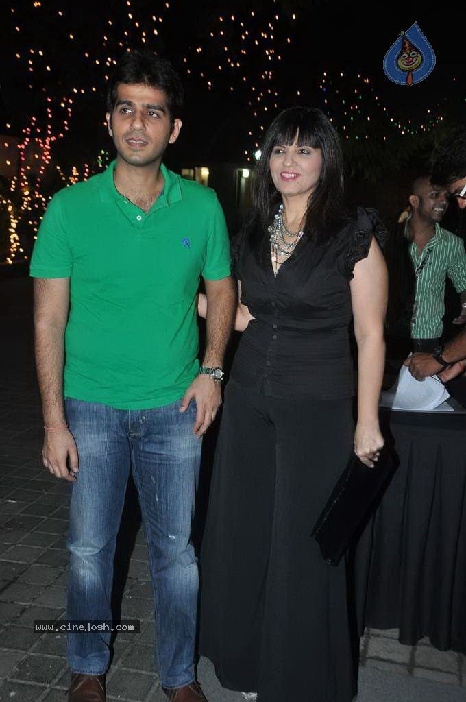 Top Bolly Celebs at Subhash Ghai Party - 128 / 142 photos