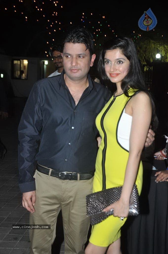 Top Bolly Celebs at Subhash Ghai Party - 142 / 142 photos