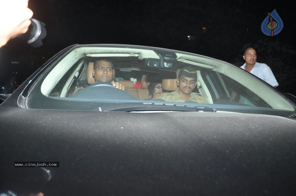 Top Bolly n Cricket Stars at Sachin Tendulkar Party - 5 / 152 photos